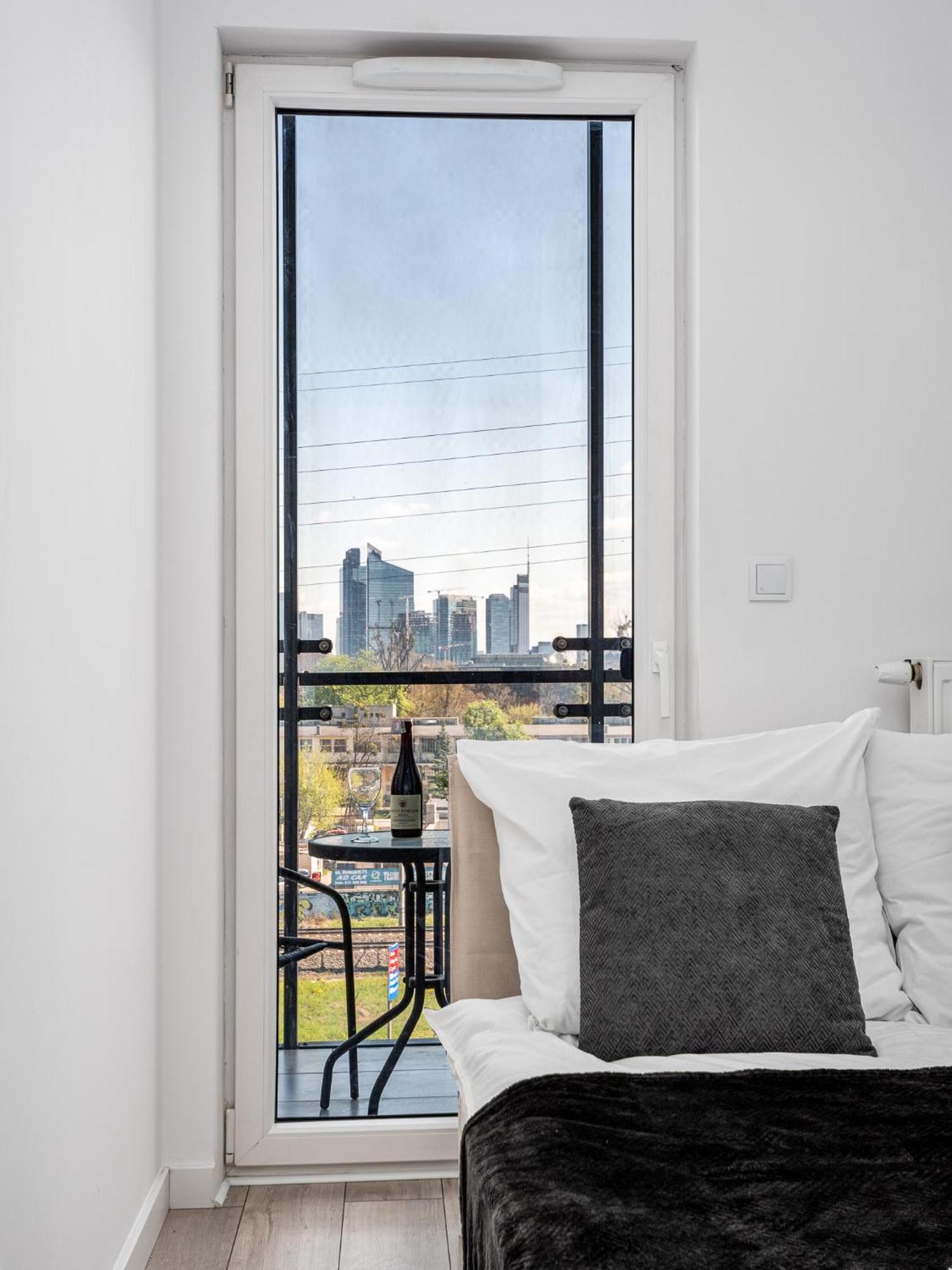 Apart D&K Free Parking Aleja Prymasa Tysiaclecia 83A Apartment Warsaw Exterior photo